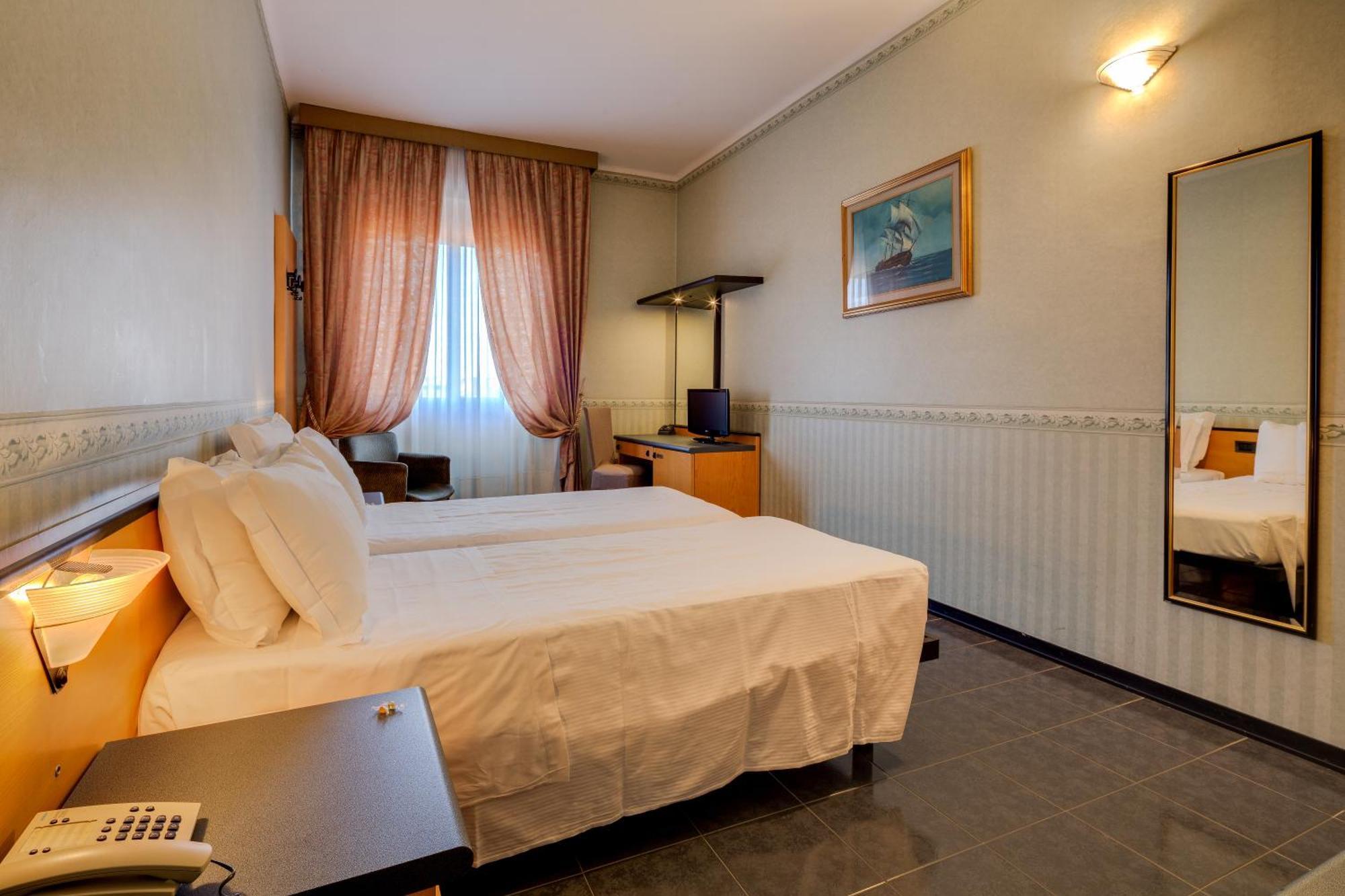 Hotel San Donato - Bologna Centro Bilik gambar